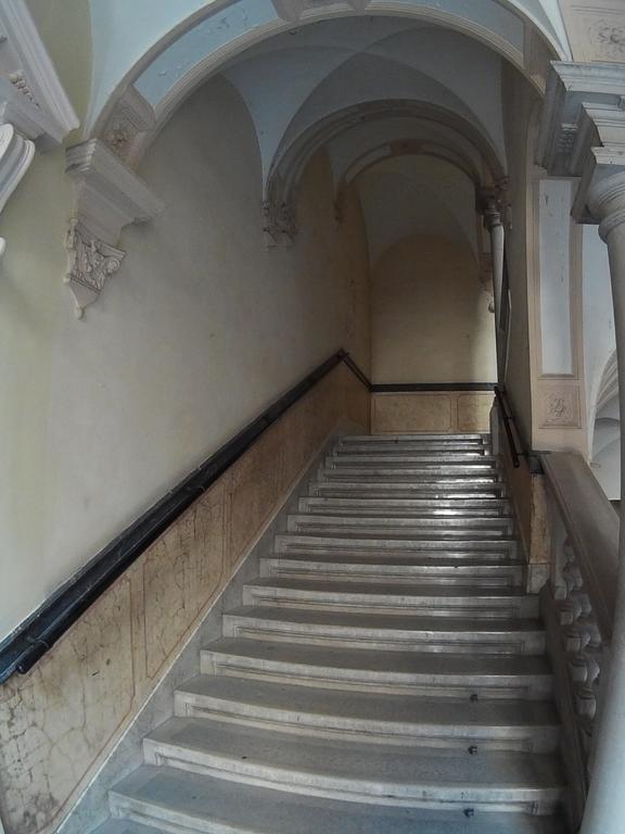 Anello * Budapest
